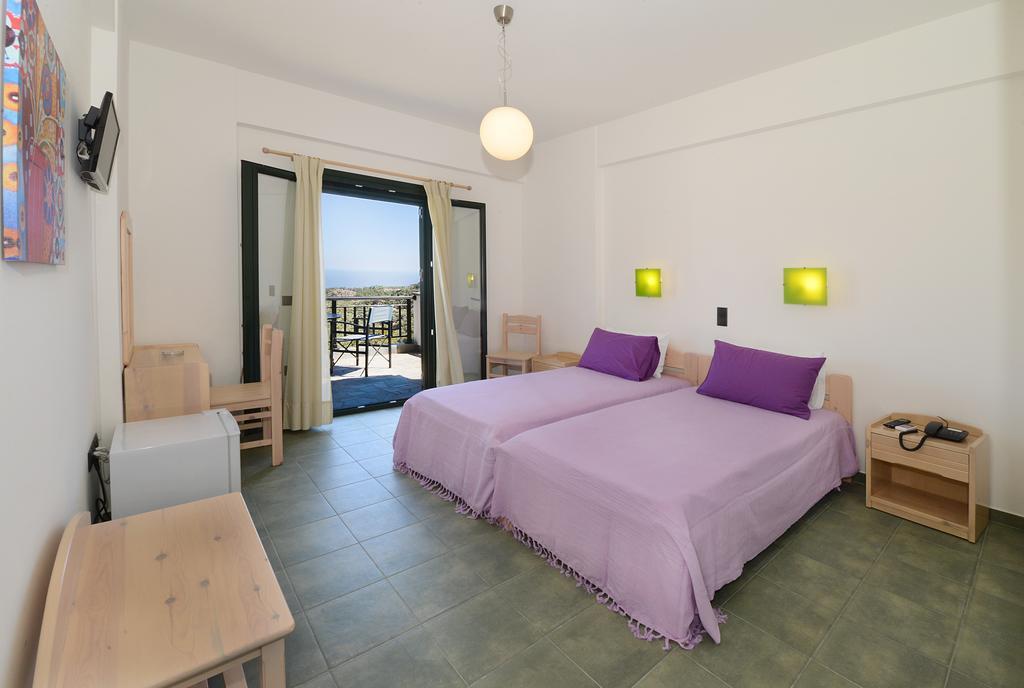 Eri Rooms To Let Raches  Rum bild